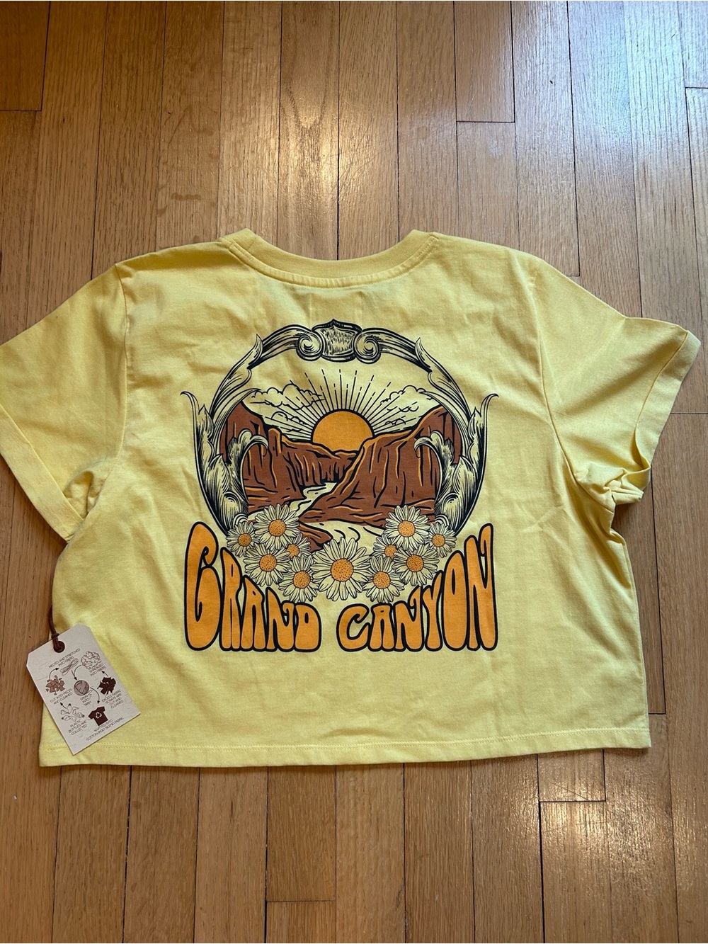 Ladies Yellow Daisy Crop Tee - Picture 2 of 7